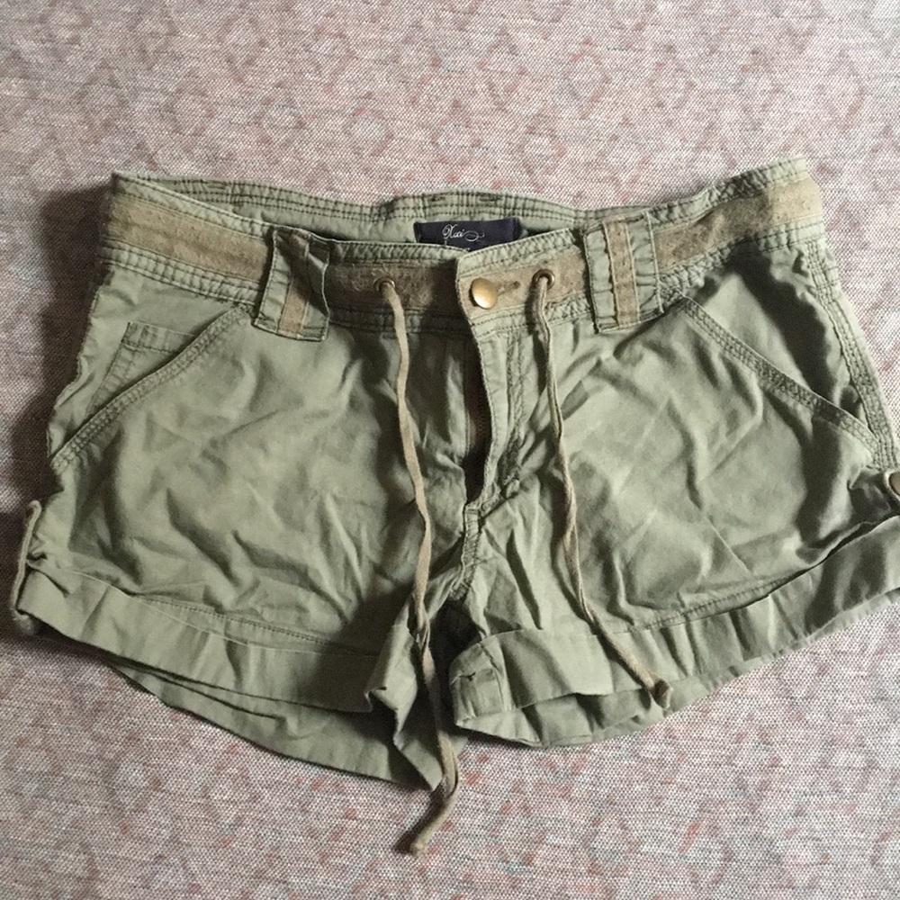 ✨3/20!✨ Army olive green shorts